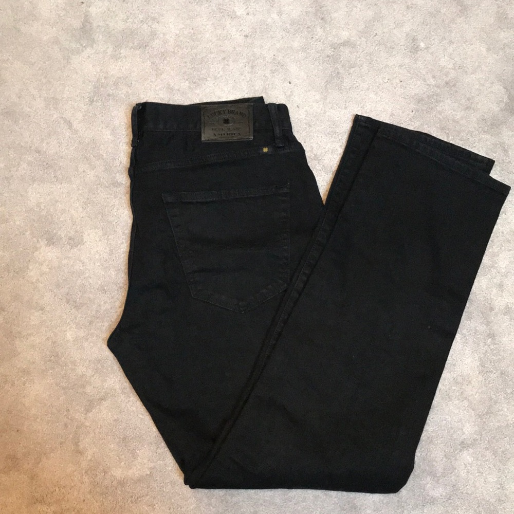 NWOT men’s lucky brand jeans- black!